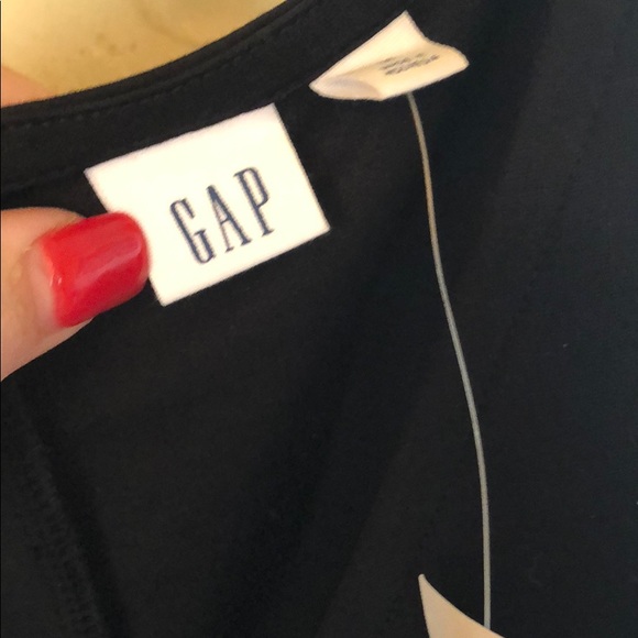 GAP A-Line Dress. Super cute and flattering. - Picture 4 of 4